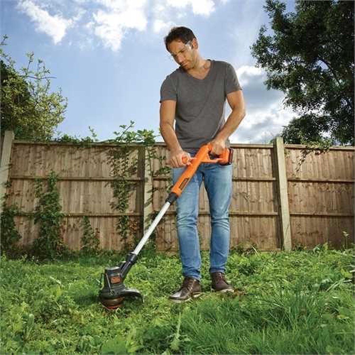 BLACK+DECKER 18V ST182320-QW grastrimmer